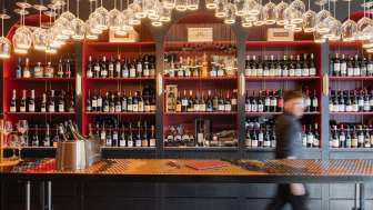 Degustazione di vini al Cork Club by the Glacier